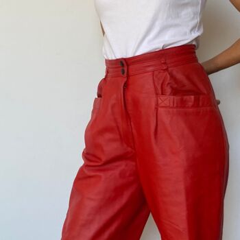 Pantalon en cuir rouge 1