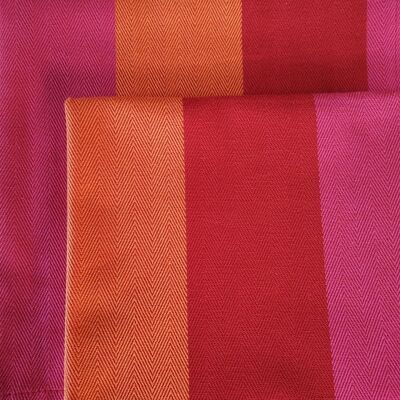 Une paire de serviettes rouges O. Pink