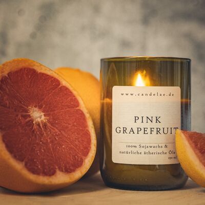 PINK GRAPEFRUIT SCENTED CANDELAE - HANDCRAFTED WITH NATURAL INGREDIENTS