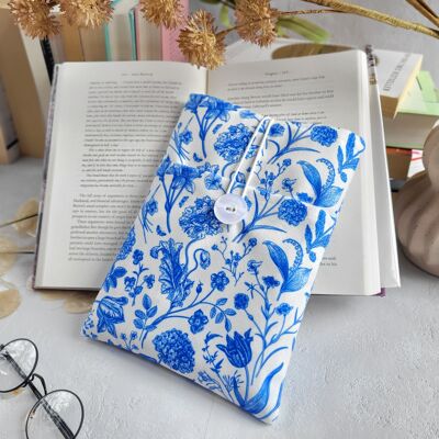 Blue floral book sleeve with pocket, Padded book cover for book worm