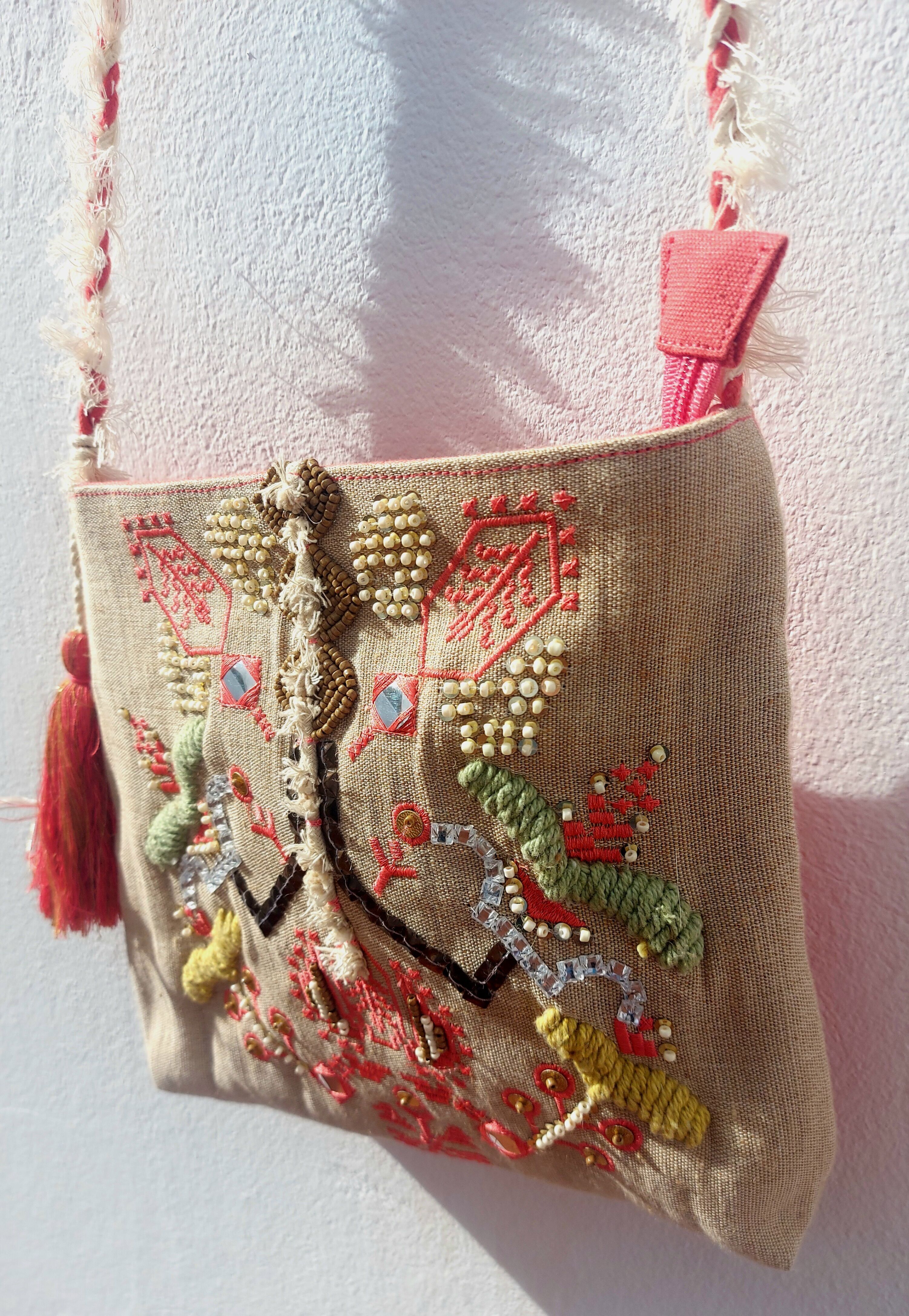 CORAL EMBROIDERED CANVAS BAG