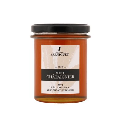 Chestnut honey from the Pyrenean foothills at 500-600 m altitude