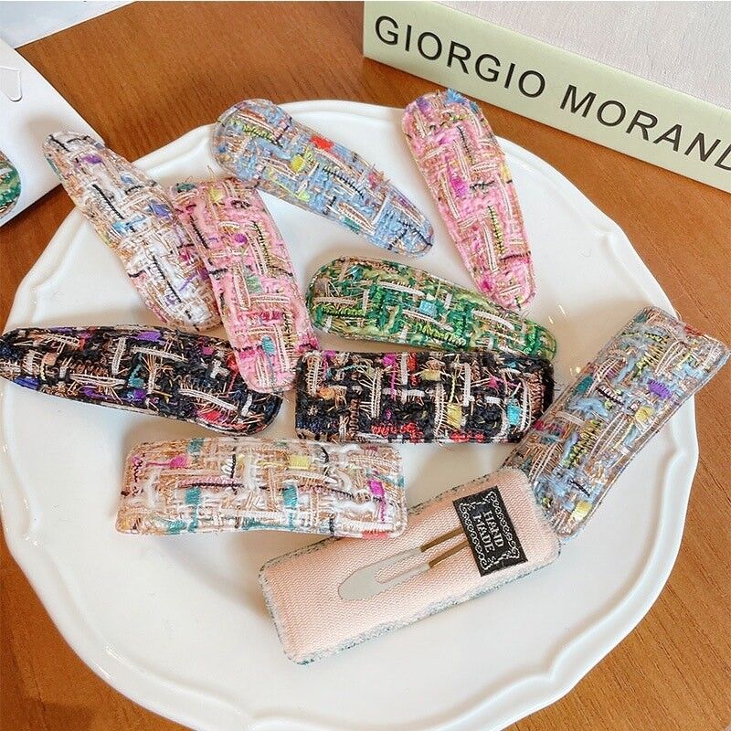 Stricken bestickte schicke Haarspange