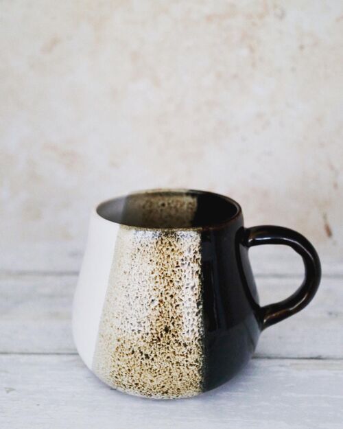 Handmade Japanese Stoneware Ceramics Black dots  White coffee tea cup Mug  Winter field  Collection