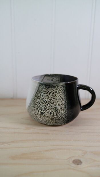 Céramique en grès japonais fait à la main Points noirs Tasse à thé à café blanc Mug Collection de champs d'hiver 3