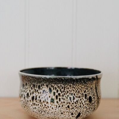 Handmade Japanese ceramics stoneware Dark Brown & White Matcha Green tea bowl  Cerealsoup bowlBonsai pot Croco collection