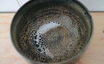 Céramique japonaise faite à la main Bol à thé vert matcha marron foncé et blanc Cerealsoup bol Bonsai pot collection Croco 4