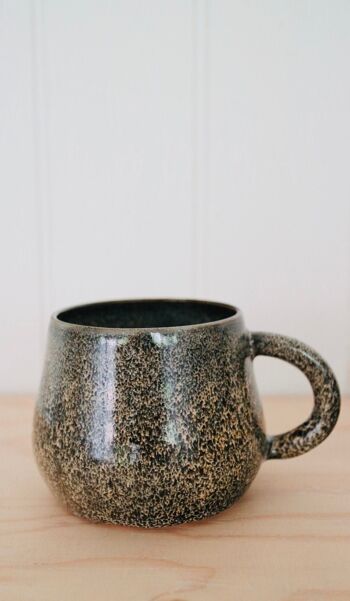 Tasse à café en grès céramique japonaise faite à la main Marron foncé à pois beige Croco 3