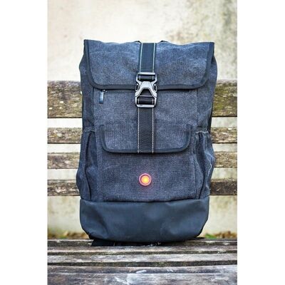 Built-in flashing LED backpack