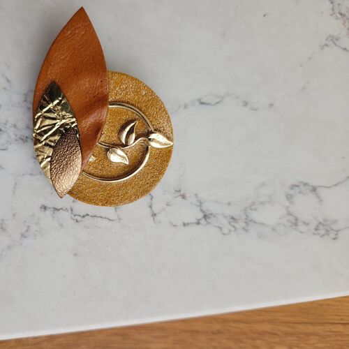 Broche feuillage ocre