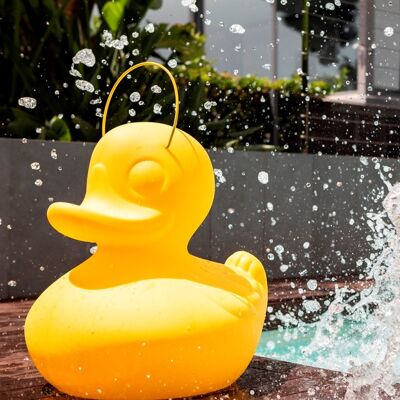 Battery Floating Lamp The DUCK-DUCK lamp XL - Yellow