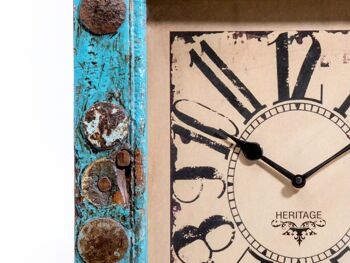 Horloge fenêtre 36x40 bois recyclé 3