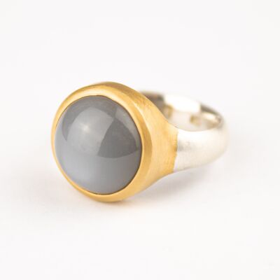 Gray moonstone ring