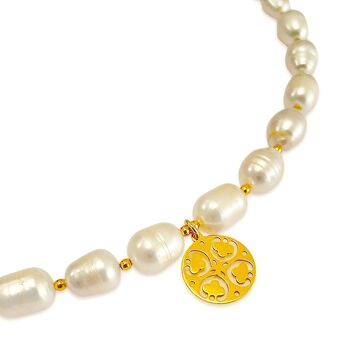 Collier de perles d'eau douce avec pendentif trèfle 3