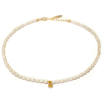 Freshwater pearl necklace with gold plated silver flower