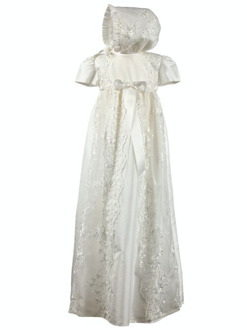 Traditional Lace Christening Gown with Matching Bonnet. Ages 0 to 12 months