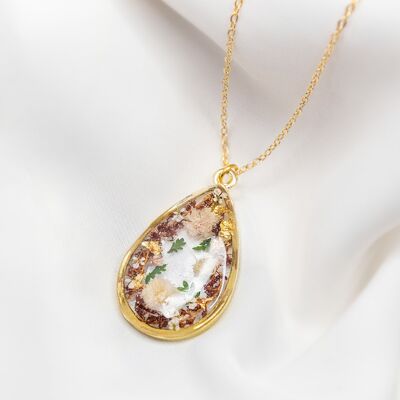 LEAH teardrop necklace with real dried flowers in resin