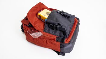Macaroon Mini Gamescape, petit sac à dos quotidien pour tablette, en matières recyclées 3