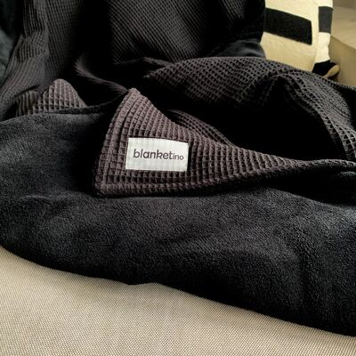 Blanket “Perfect” All Black - 145 x 210 cm
