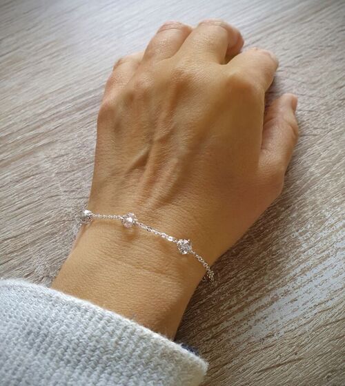 Silver bracelet with Silver Shade crystals