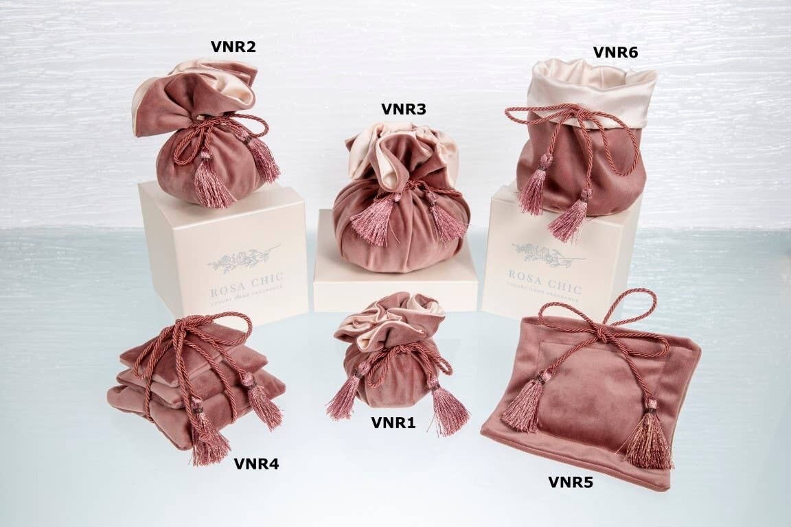 VELLUTO CON NAPPINE, COLORE ROSA