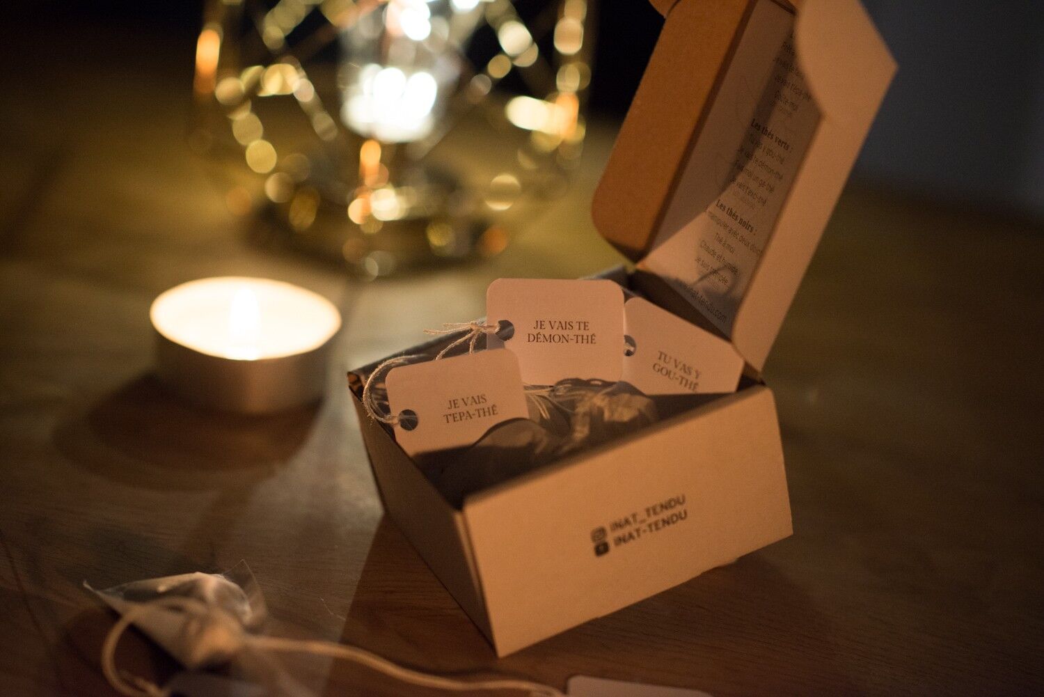 Teebox mit 12 sexy personalisierten Botschaften