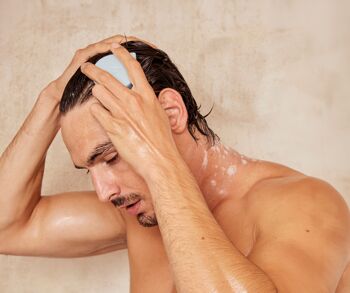 Shampoing pour cheveux gras à l'argile & rosier muscat 75g 3