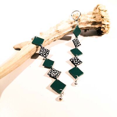 MISA earrings - Leather - Emerald green - Craquelé
