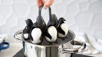 Egguins - cuisson des œufs -  rangement des œufs - cadeau - pingouin 4