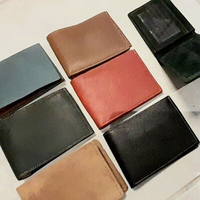 Wallet in genuine, handcrafted leather. HELIOS