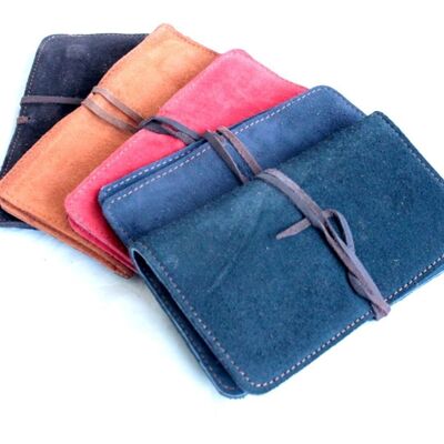 Eco-Friendly Tobacco Pouch in Recycled Leather - Chic and Sustainable Minimalism IBIS