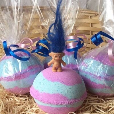 Troll Buried Treasure Toy Bath Bomb