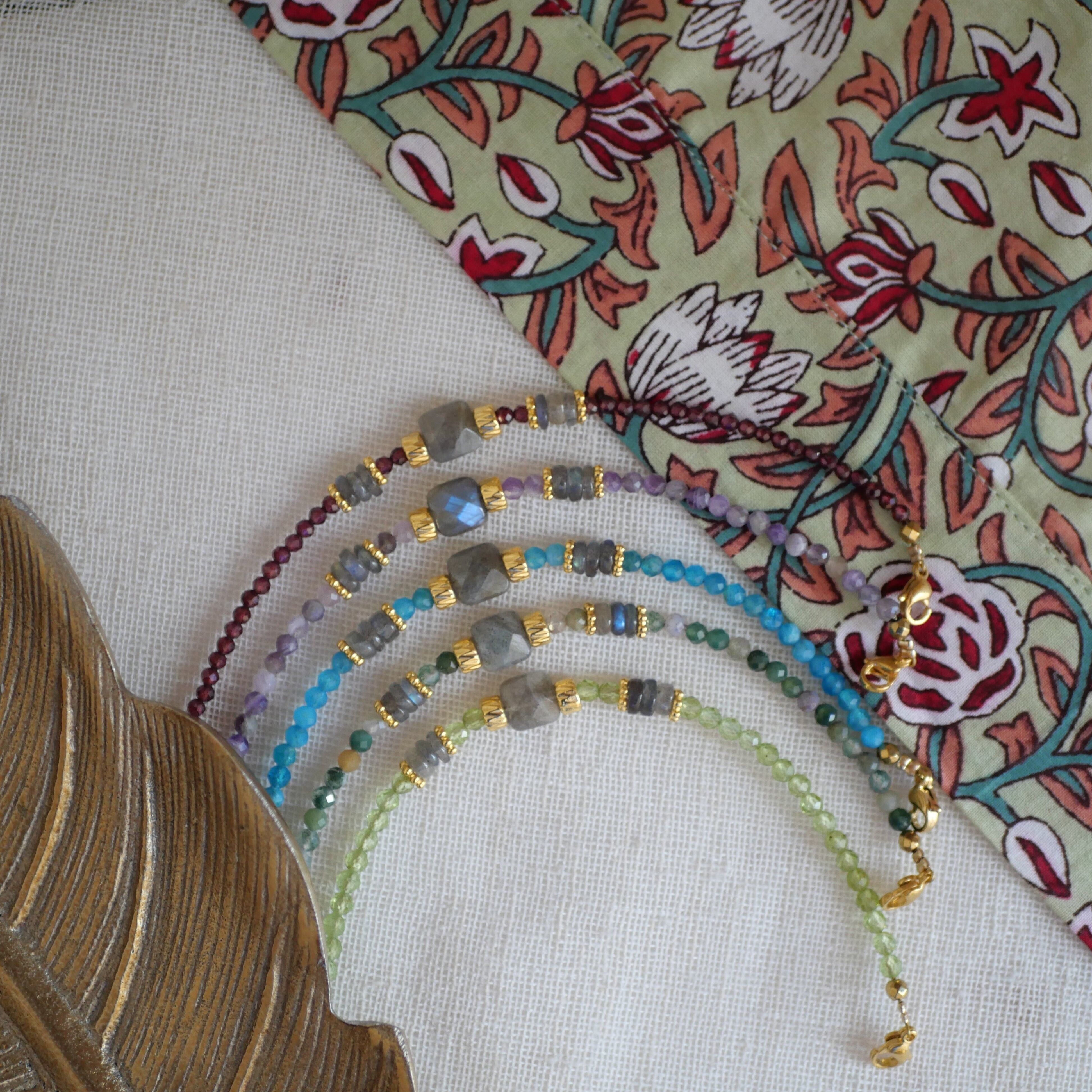 Anandi Armbandsteine nach Wahl