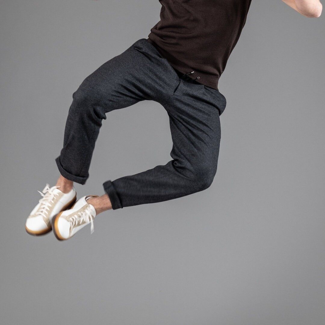 Virgin wool stretch joggers