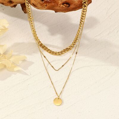 Golden necklace with triple chains