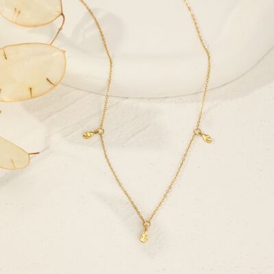 Golden necklace with 3 pendants