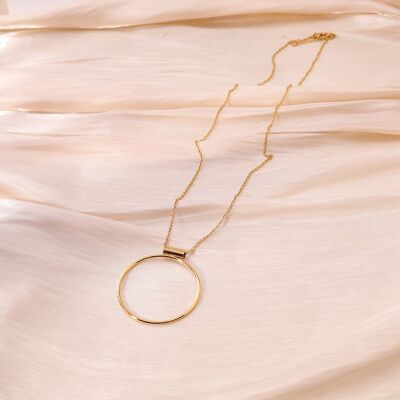 Golden sautoir necklace, simple chain with a circle pendant