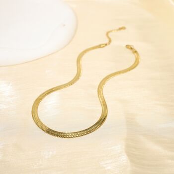 Collier chaîne plate serpent doré 3