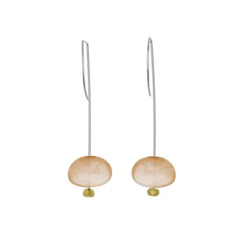 Boucles d'oreilles pendantes droites avec pierre de lune pêche et perles rondes 1