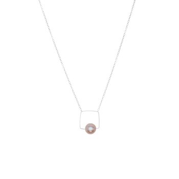 Collier pendentif carré moyen avec perle d'eau douce ronde 8