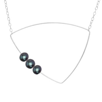 Collier pendentif triangle avec perles d'eau douce rondes 8