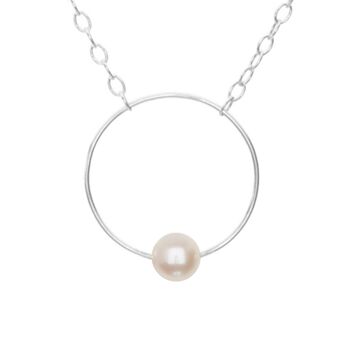 Collier pendentif petit cercle avec perle d'eau douce ronde 7