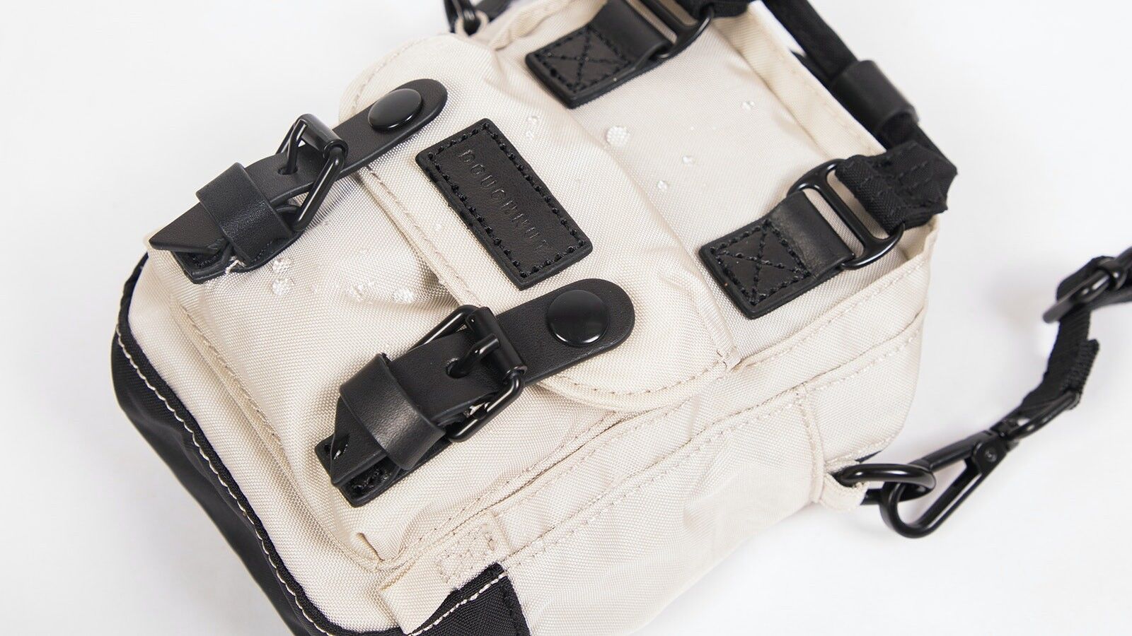 Macaroon Tiny Jumanji Series - Nylon Cordura® - custodia a tracolla delle dimensioni di uno smartphone