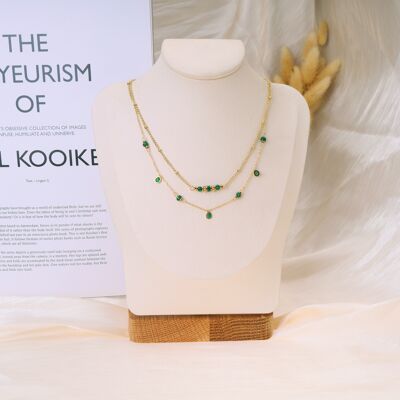 Zweireihige Halskette mit grünen Perlen