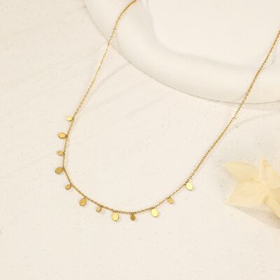 Golden necklace with drop pendants