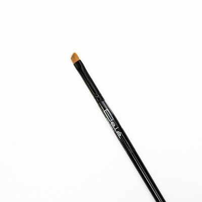 OBLIQUE EYE BRUSH