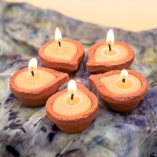 Set of 5 MINI DIYA BEESWAX Candles in a gift box