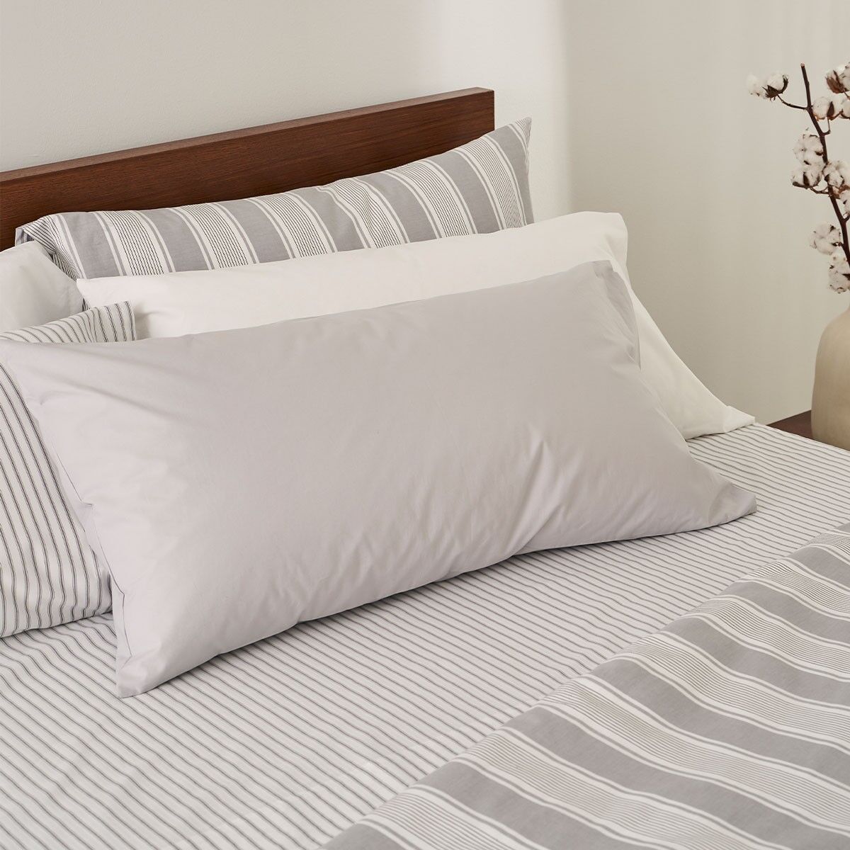 Wholesale sales white pillowcases