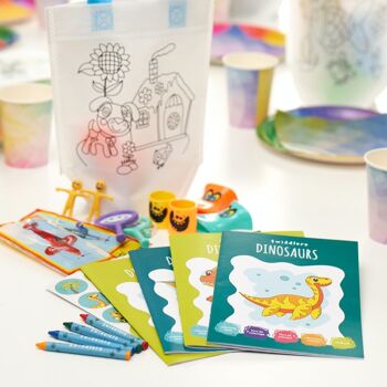 Lot de 12 livres de coloriage pour enfants, format A5 – Activité amusante pour apprendre les dinosaures avec autocollants. 2