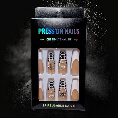 Press On Nails | No. 4466